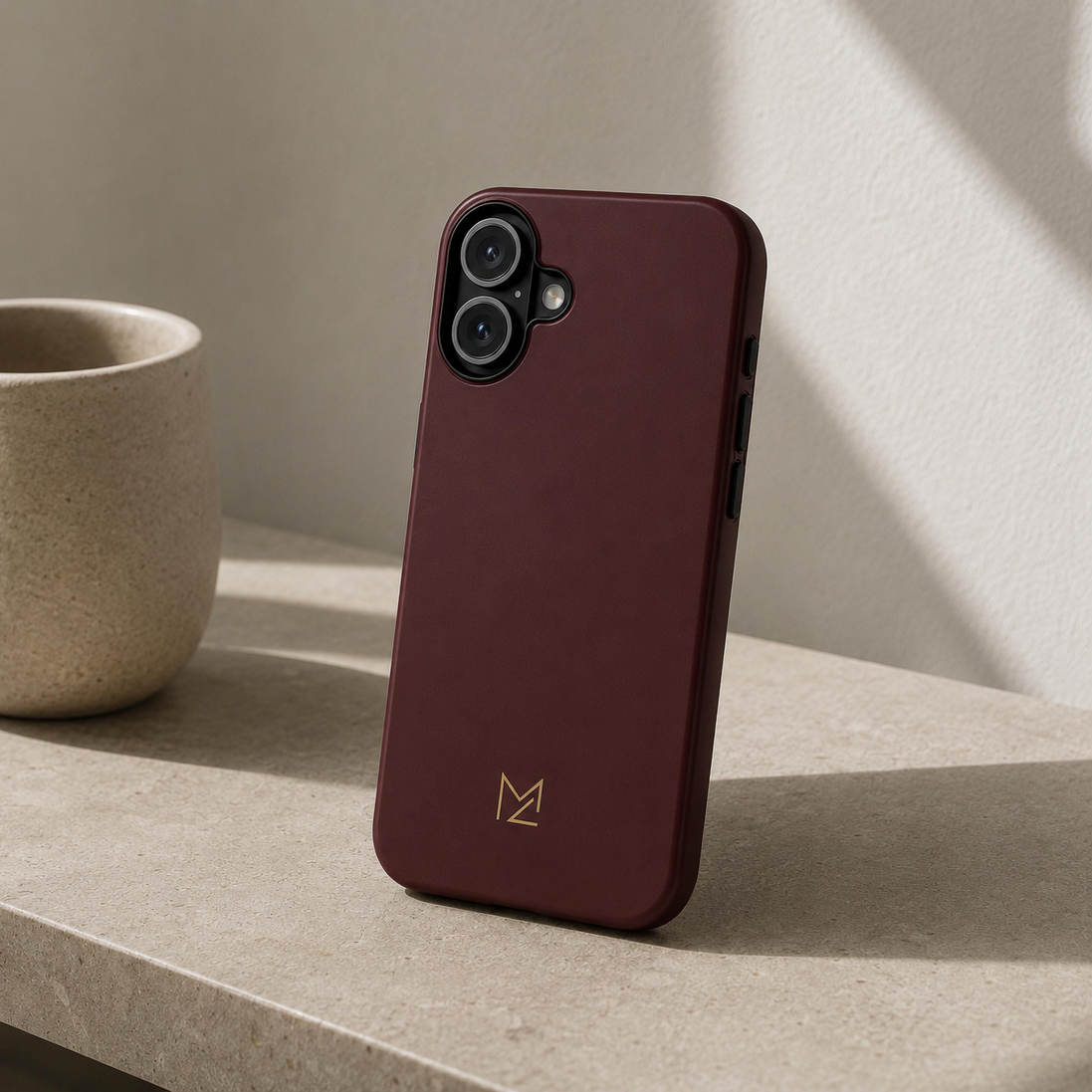 MOUZELLI Tough Phone Case Bordeaux detail texture